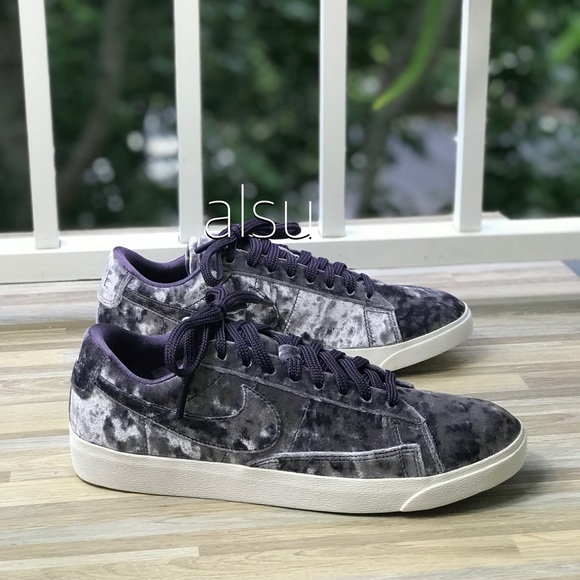 NWT Nike Blazer Low DARK RAISIN WMNS - Picture 5 of 8